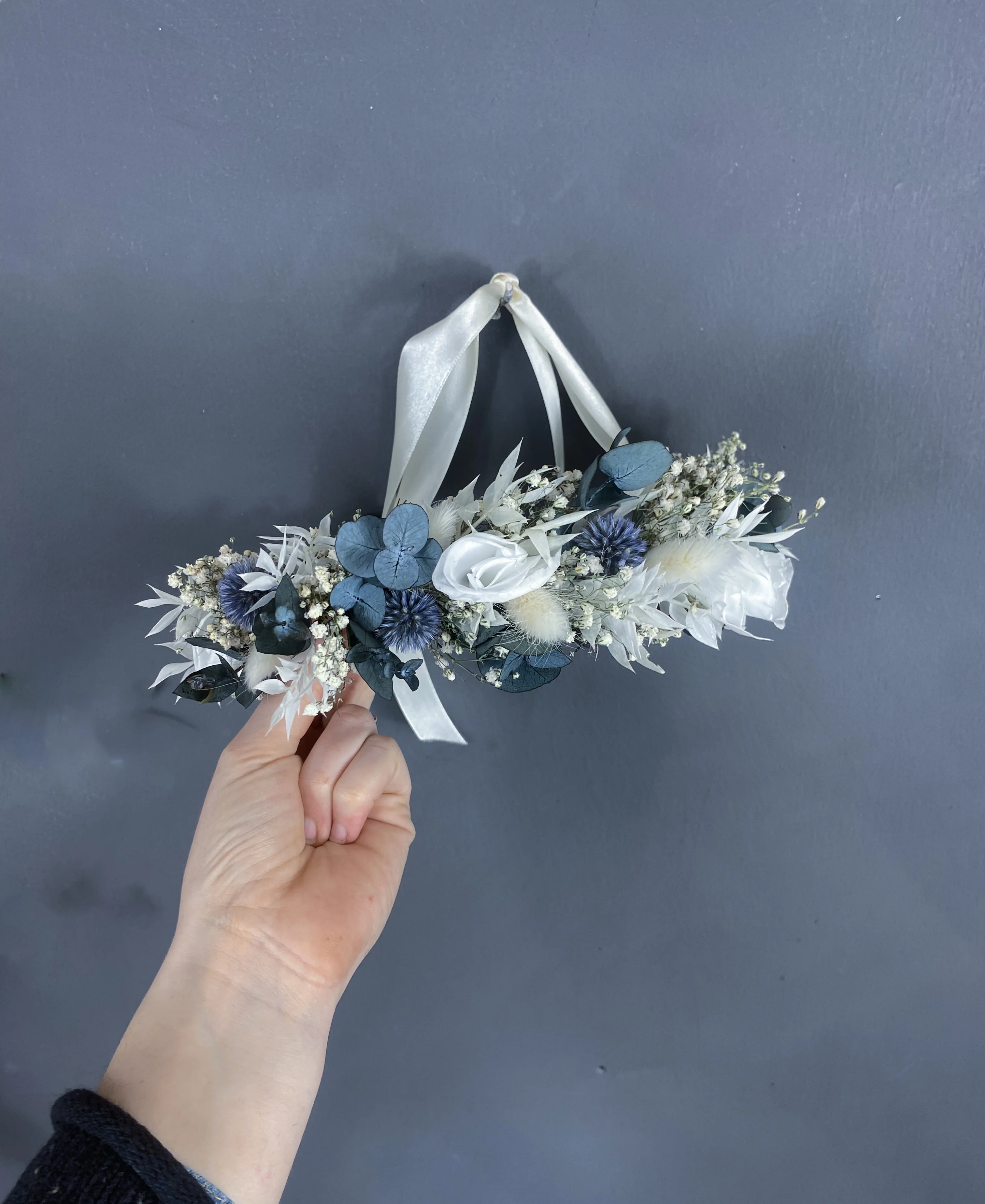 Laurel dried flower crown - Image 2